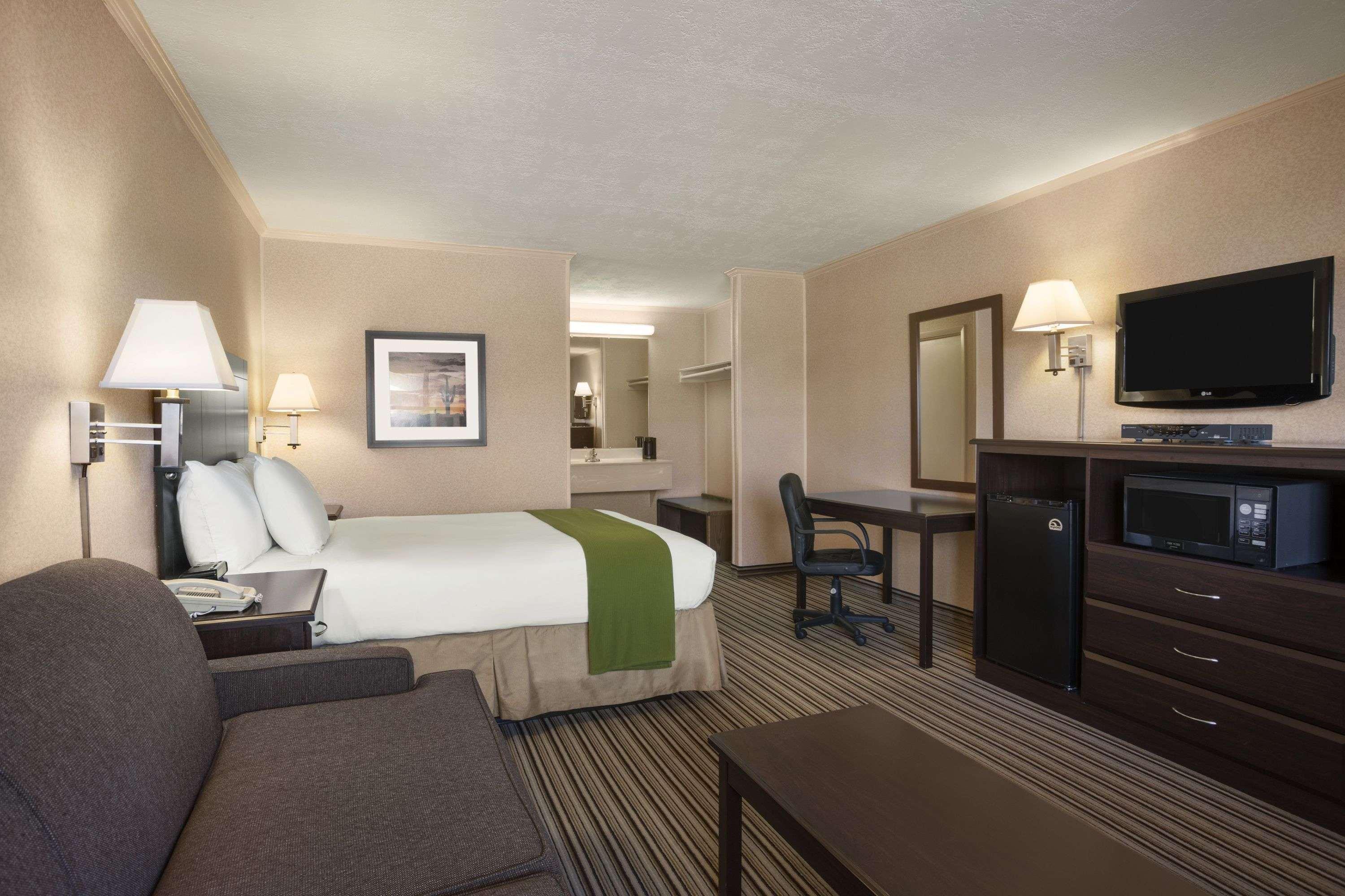 Days Inn By Wyndham Grants Luaran gambar